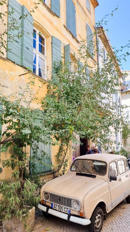 Rue Du Chateau Tarascon Exteriör bild